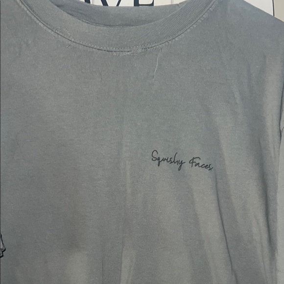 👜Comfort Colors Gray Graphic T-Shirt - Size Large - Picture 2 of 5